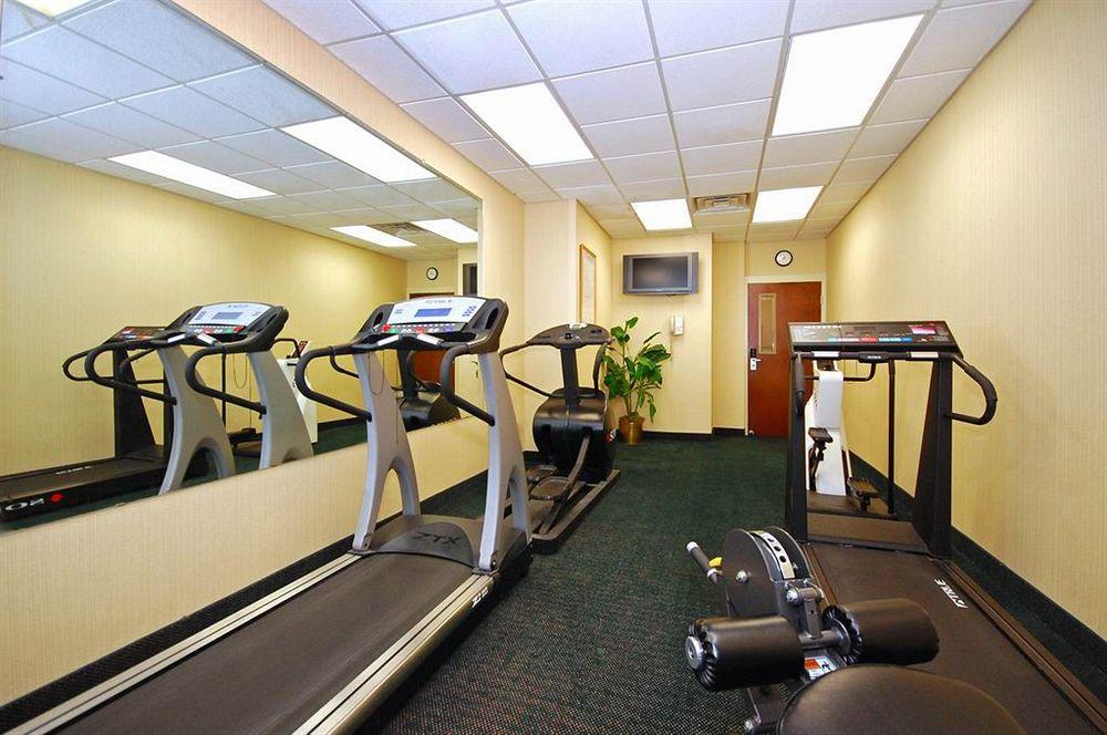 Brook Park Best Western Airport Inn & Suites Cleveland מתקנים תמונה