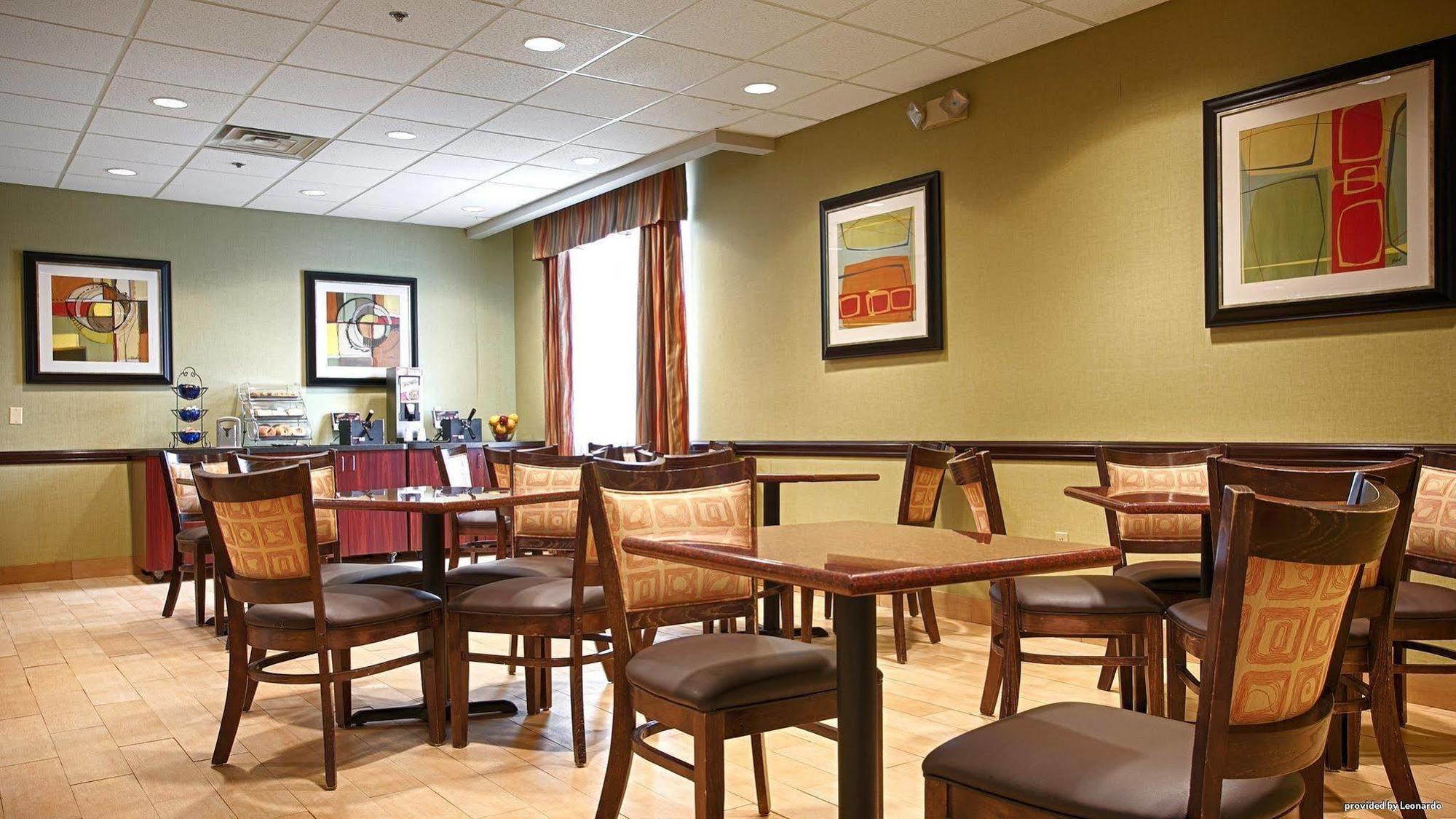 Brook Park Best Western Airport Inn & Suites Cleveland מראה חיצוני תמונה
